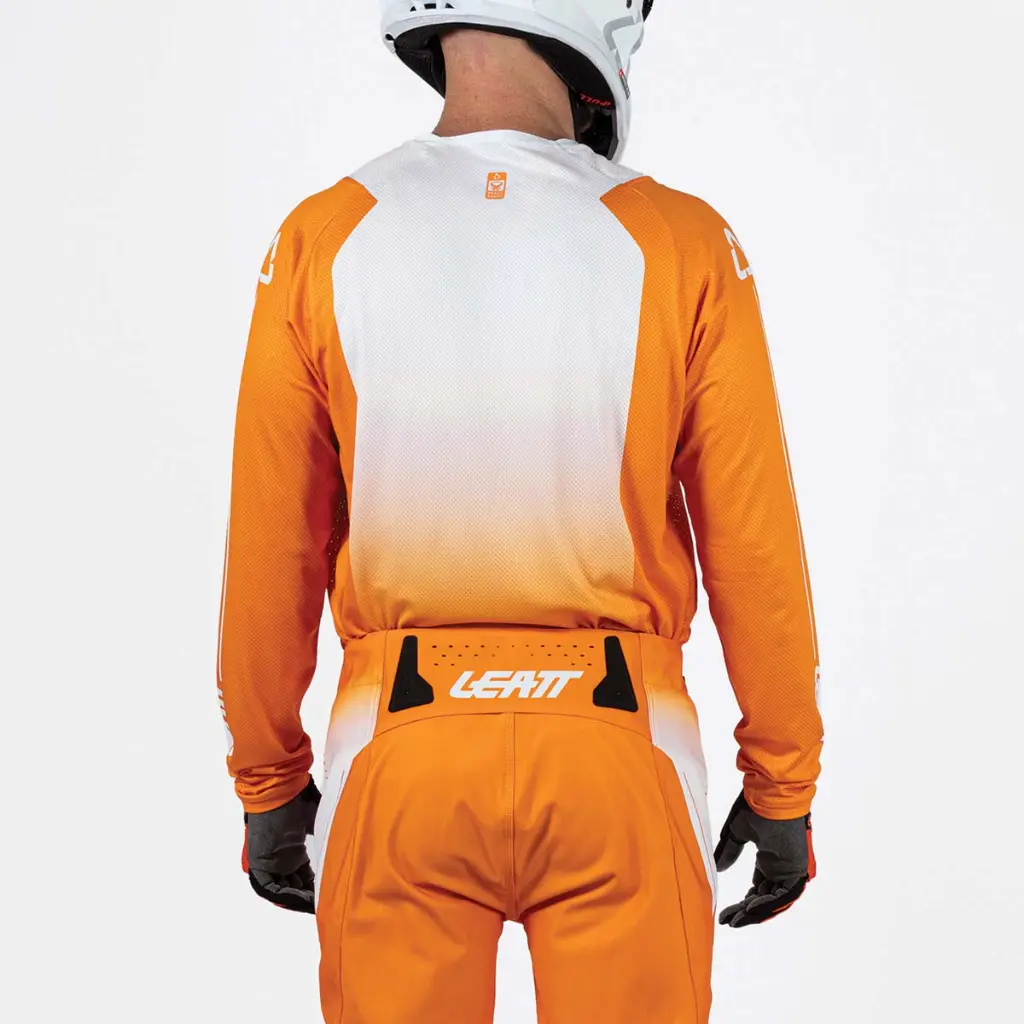 Leatt_JerseyMoto_4.5Lite_Orange_Back_5026000340.webp