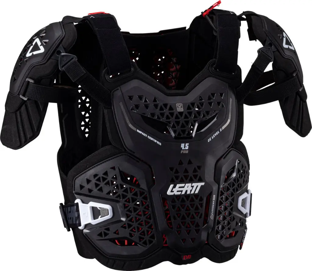 Leatt_CP_4.5_Pro_Evo_Black_Front_Right_2025202360.webp