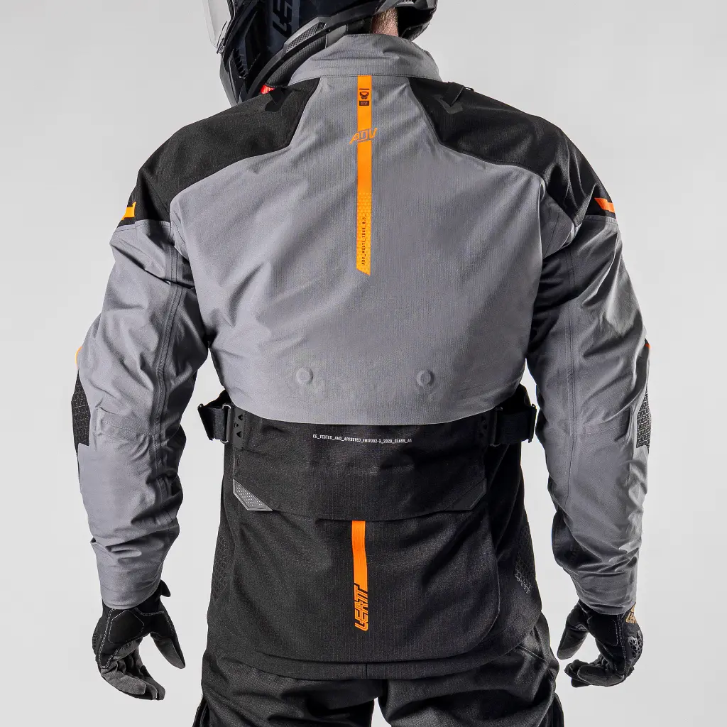 Leatt_2026_JacketADV_8.5MultiTour_IronGrey_BodyBack_5026001900.webp
