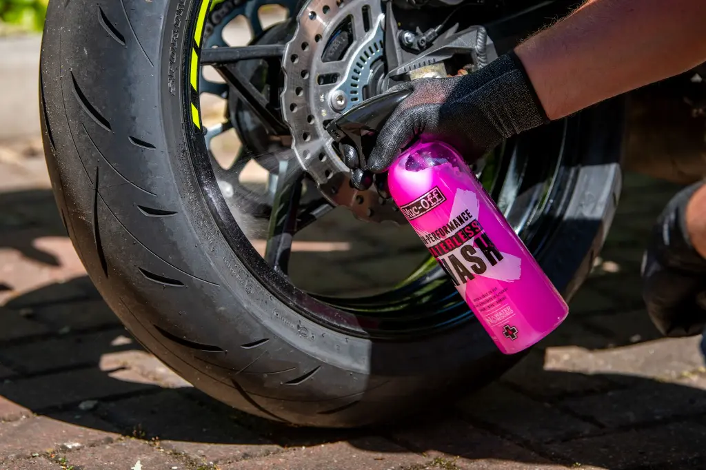 Kawasaki - Waterless Wash - DSC_9002.webp