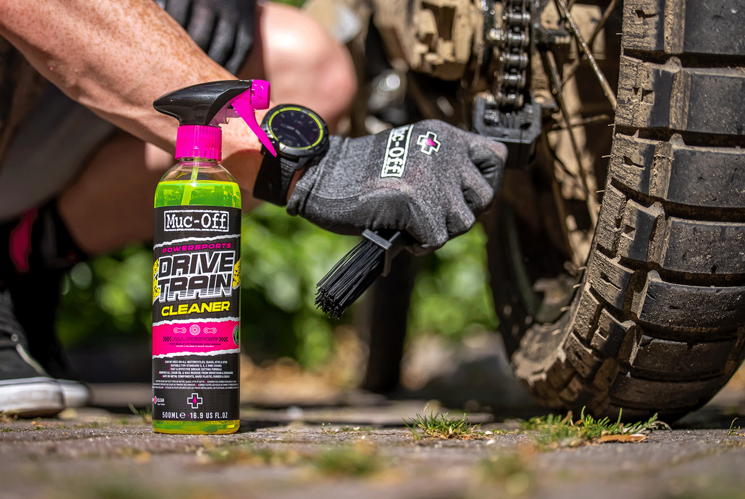 Drivetrain Cleaner with Chain Brush in Background.gif