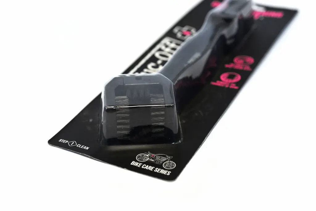 350 - Motorcycle Chain Brush - Product - 1.webp