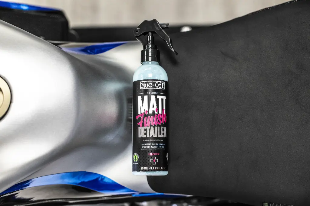 20004 - Matt Finish Detailer - 250ml - Superbike 1 .webp