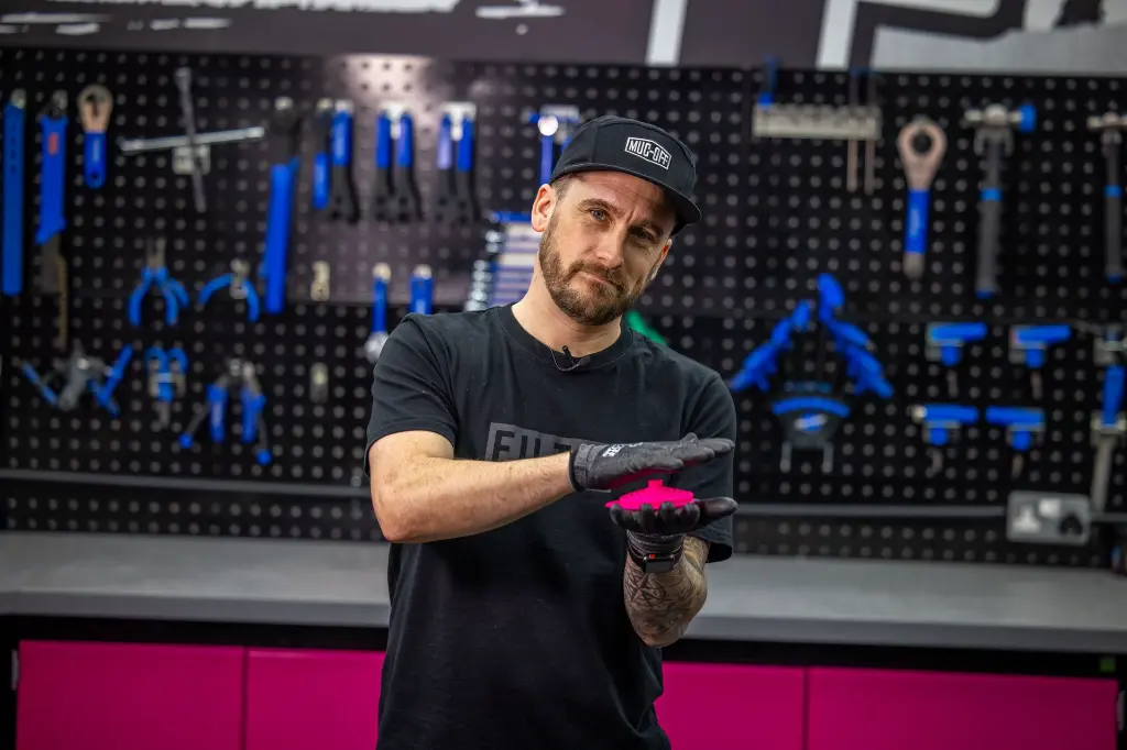 Collapsible Silicone Funnel - MR5_4523.webp