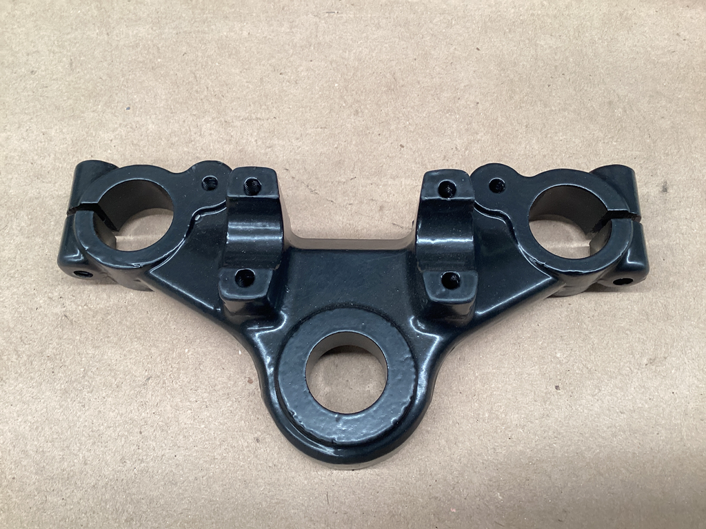 BASE O YUGO SUPERIOR TITAN 2000