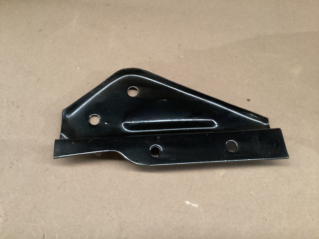 SOPORTE DEL ESCAPE BIZ 100