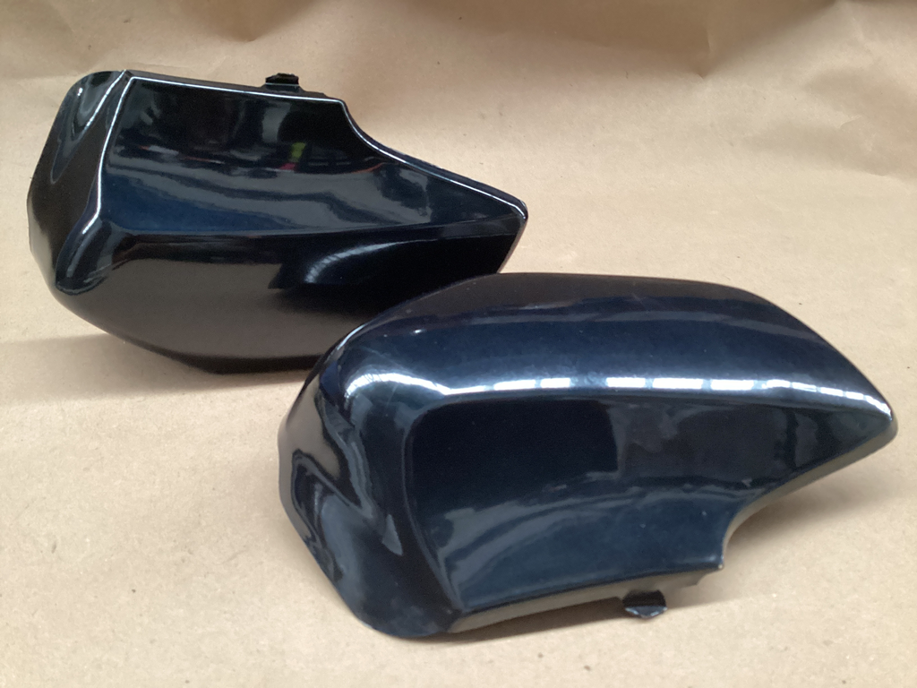 CUBIERTA DE LA ORQUILLA AZUL C100 BIZ 04/05