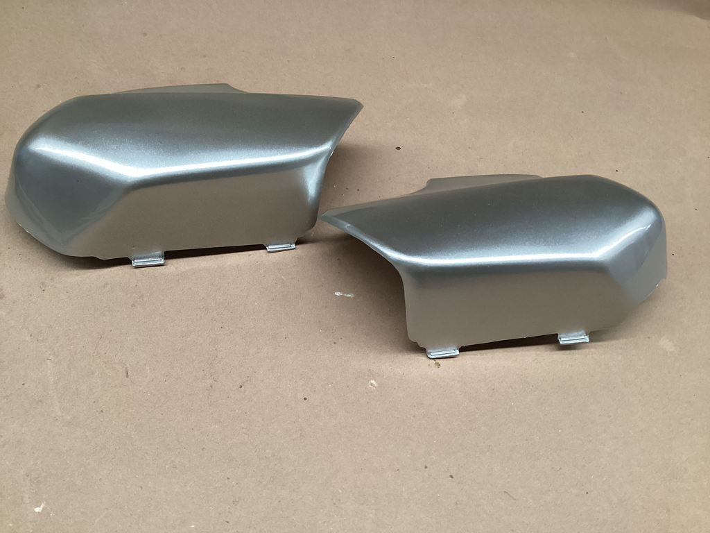 CUBIERTA DE LA ORQUILLA C100 BIZ 02-04 PLATA