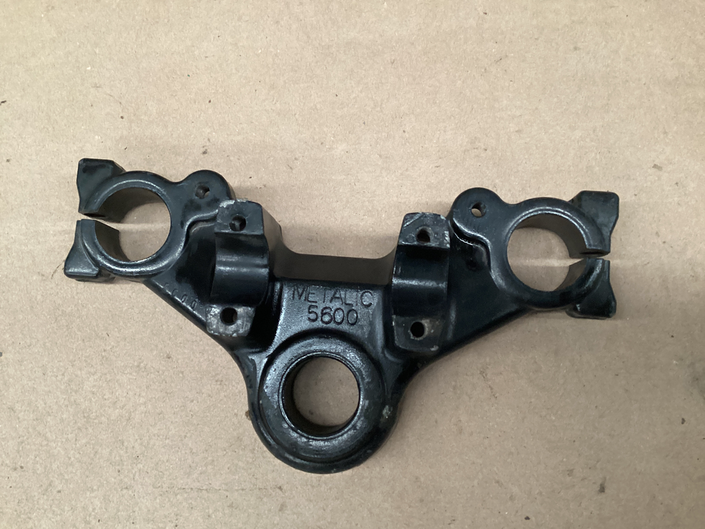 BASE MANUBRIO SUPERIOR TITAN