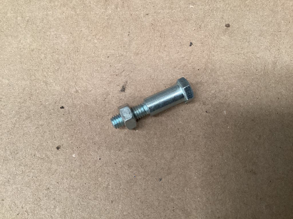 TORNILLO MANIJA CARGO/TITAN