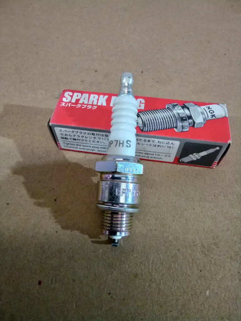 BUJIA NGK Mod. BP7HS