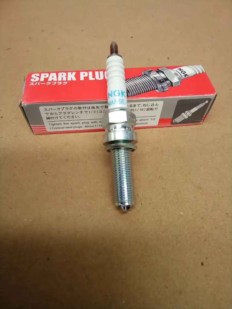 BUJIA NGK Mod. LMAR9EJ