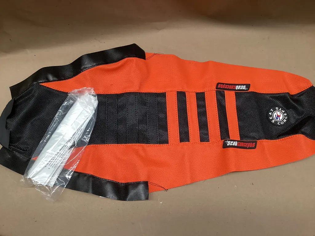 ASIENTO KTM(2018) 450 SX-F FACTORY EDITION / (2019)SX/SXF/XC/XCF - NEGRO/NARANJA