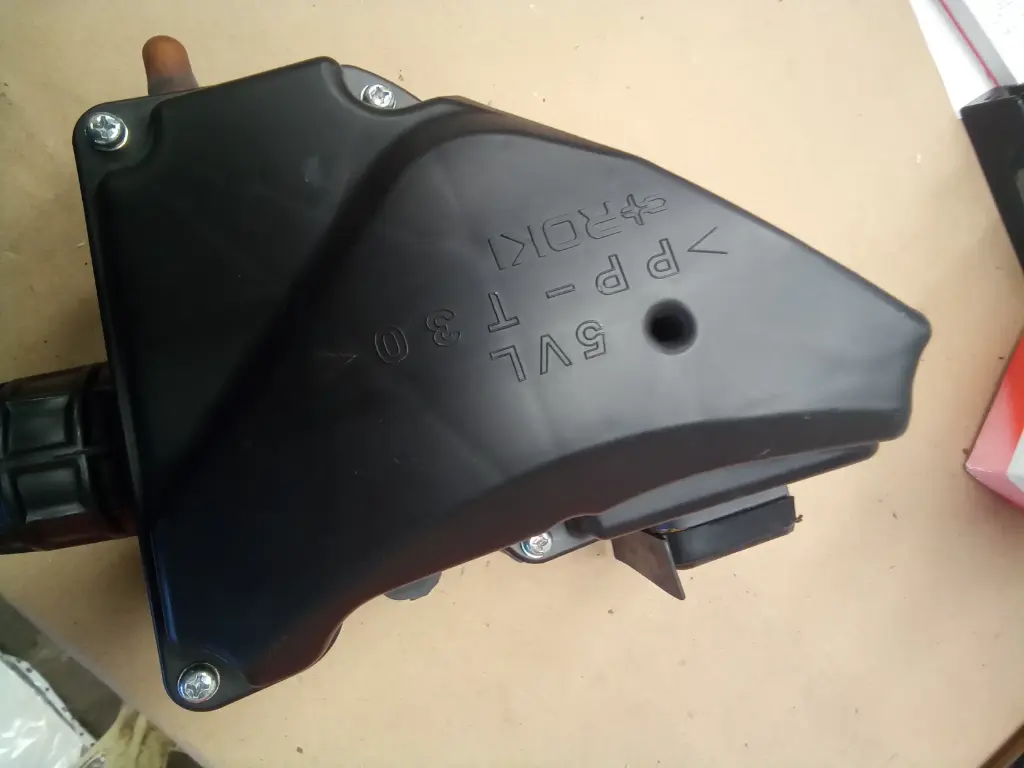 AIR CLEANER ASSY