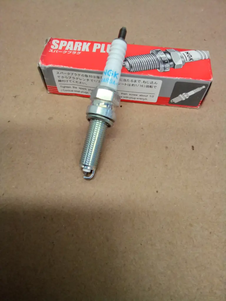 BUJIA NGK Mod. LMAR6-A9