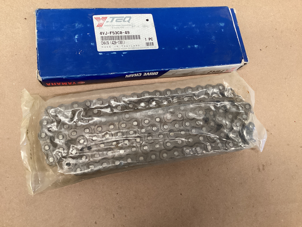 CADENA Y-TEQ 428 130L