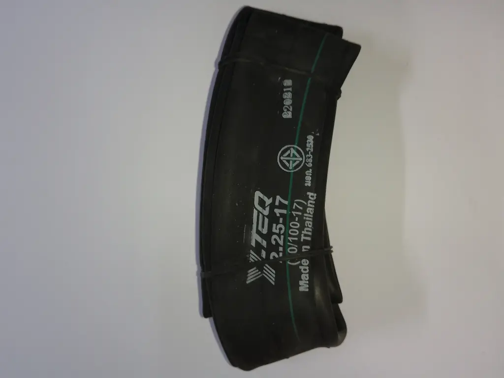 CAMARA Y-TEQ 2.25/2.50-17