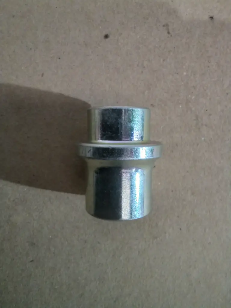 COLLAR DE RUEDA