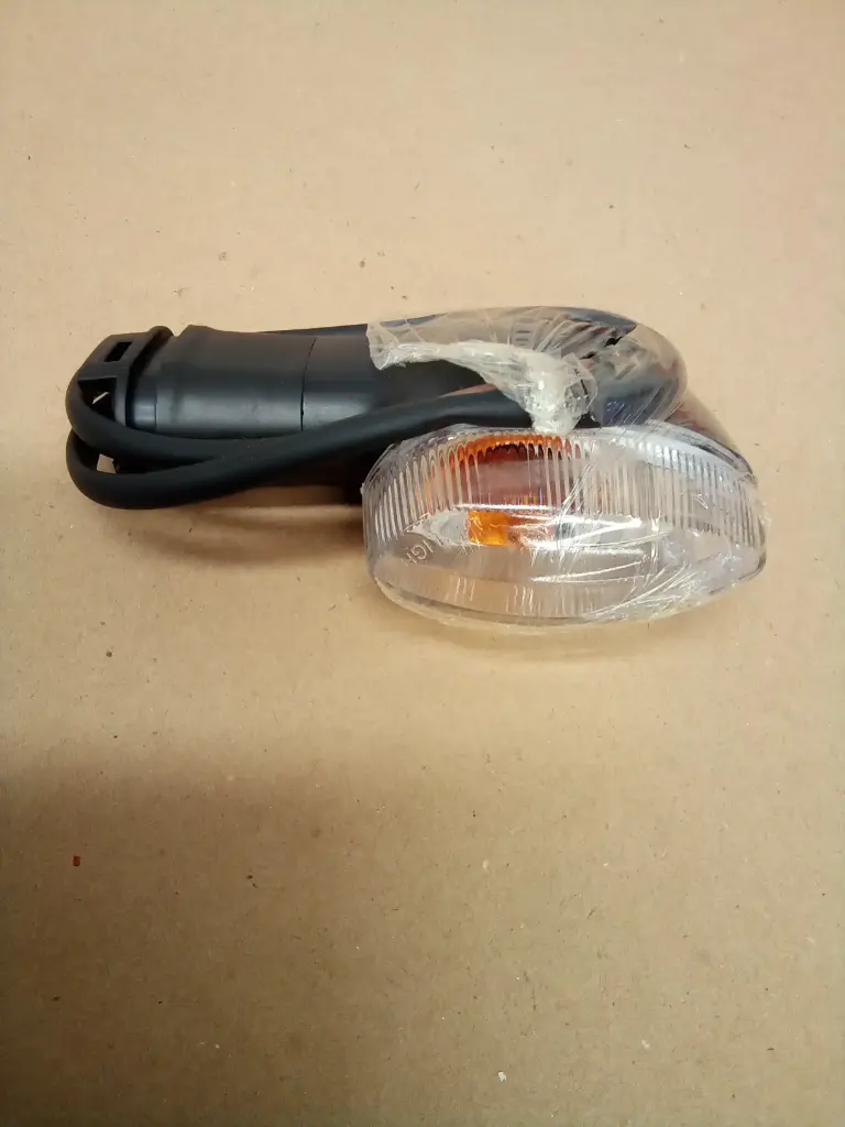 DESTELLADOR DE LUZ DELANT.