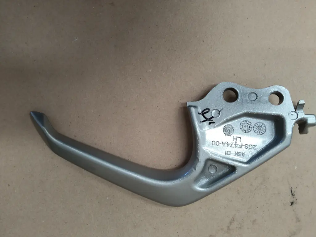 FIADOR DE EMPUNADURA