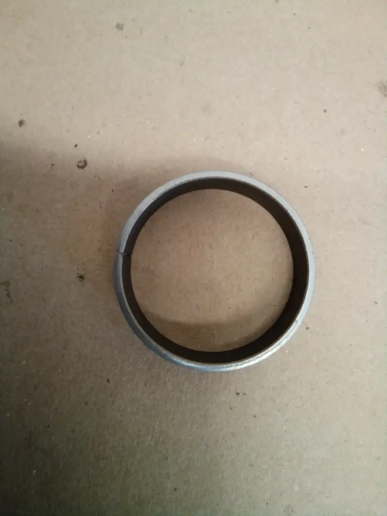 METAL CORREDIZO 1