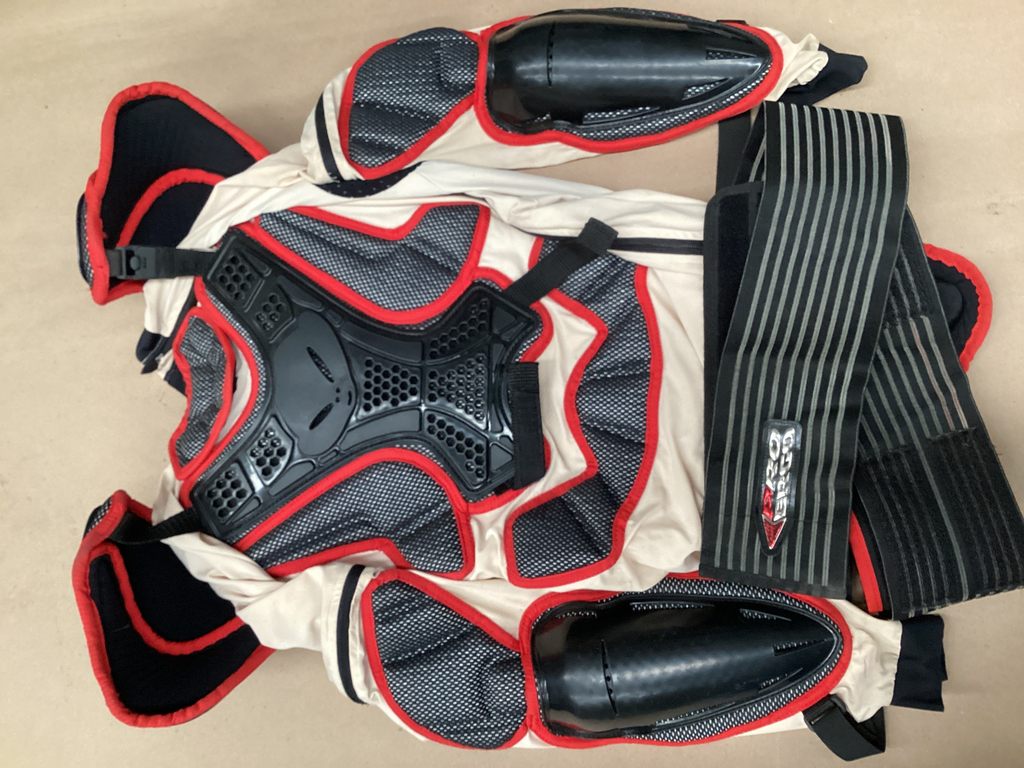 PROTECTOR DE PECHO PRO ERGO XXL