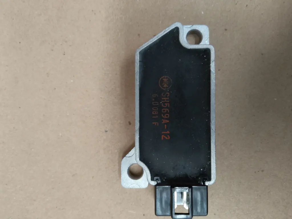 RECTIFICADOR Y REGULADOR