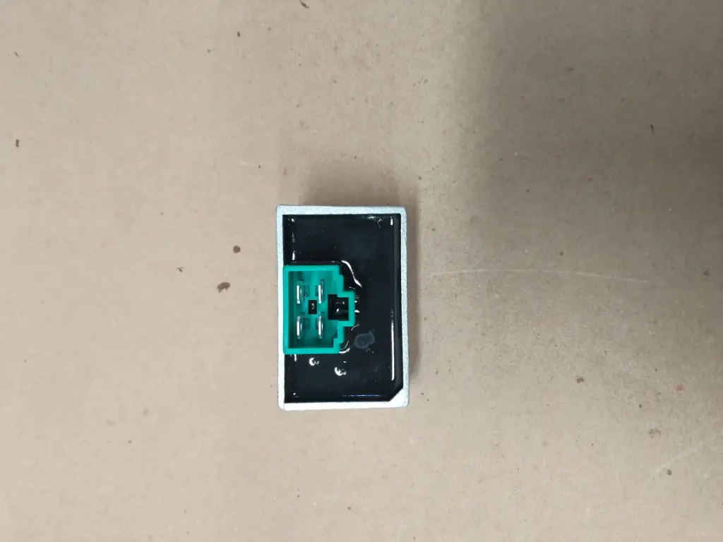 RECTIFICADOR Y REGULADOR