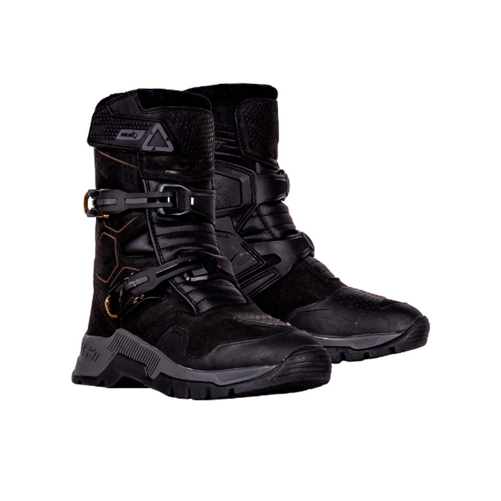 BOTAS ADV HYDRADRI 7.5 CORTAS