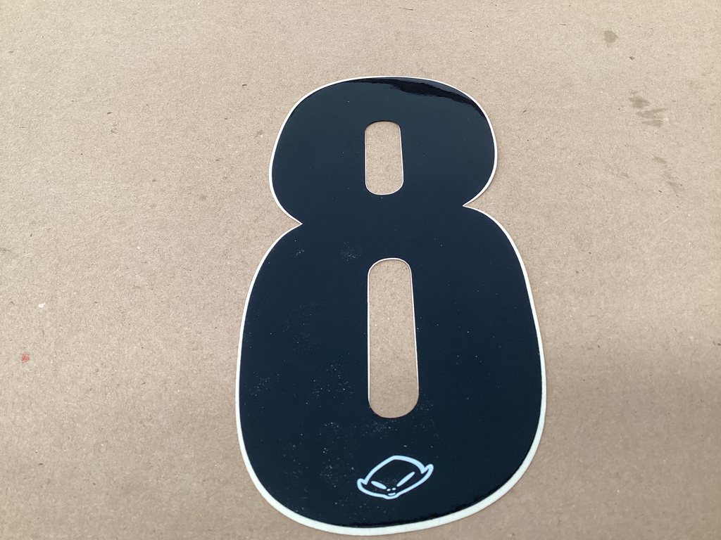 NÚMERO 8 PARA MOTO NEGRO
