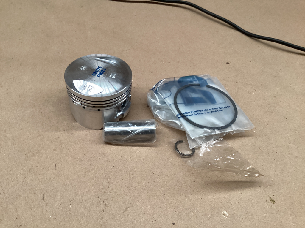 PISTON CON PERNO HONDA 125 CC  1.00