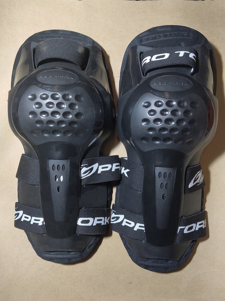 RODILLERA MOD. KNEE GUARD PRO TORK