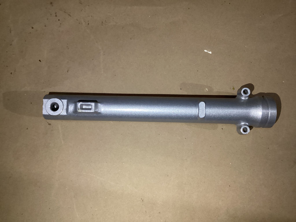 VASO SUSPENSION CARGO/TITAN IZQUIERDO