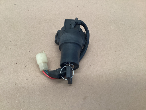 [B1501] SWITCH ENCENDIDO YBR