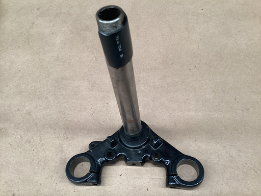 [259] BASE O YUGO MANUBRIO INFERIOR TITAN 150