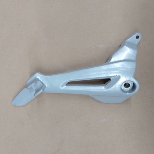 [253] SOPORTE DE PEDAL GL253 TITAN 150 L/D