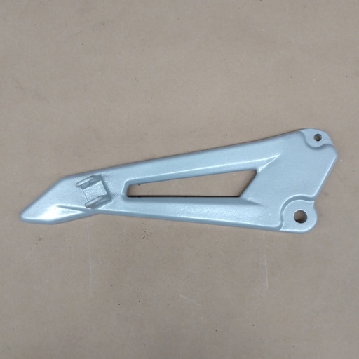 [218] SOPORTE DE PEDAL TRASERO YBR L/I