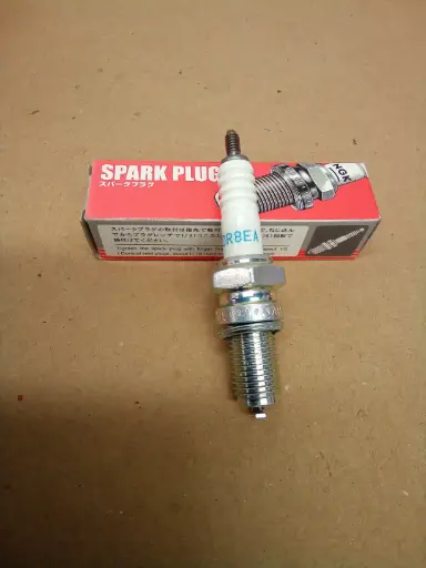 [DR8EA] BUJIA NGK Mod. DR8EA - FAZER250 LANDER250 XTZ250 TENERE YZF1000