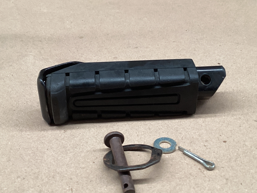 [246] POSAPIE TRASERO YBR IZQ.