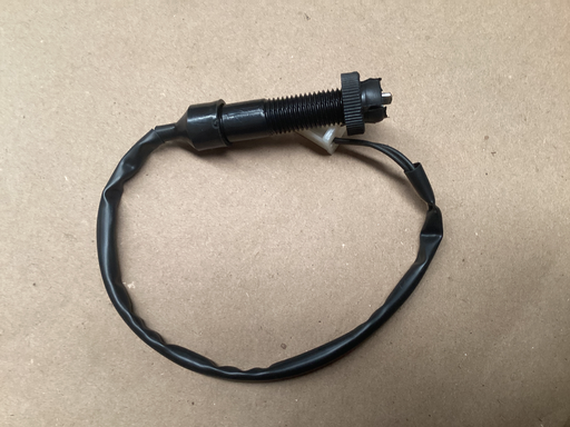 [01943] INTERRUPTOR STOP FRENO TRASERO CARGO/TITAN