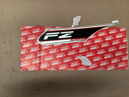 [21CF4245R0] CALCOMANIA DEPOSITO COMBUST.2