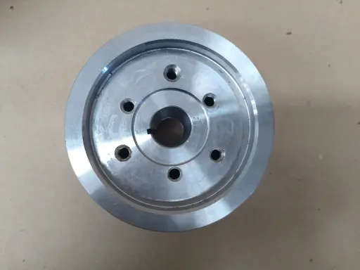 [2D0H145011] CAMPANA DE ESTATOR DE YAMAHA YBR