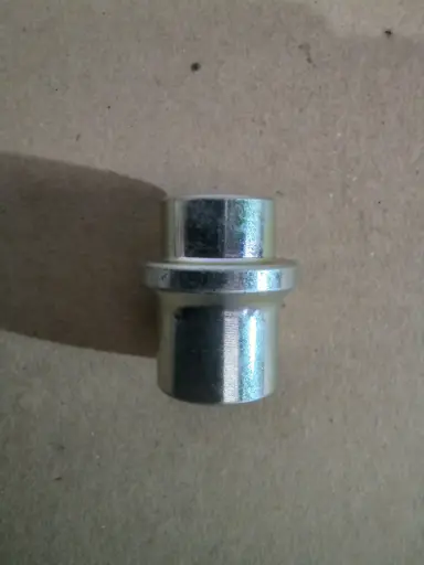 [1CKF53770000] COLLAR DE RUEDA