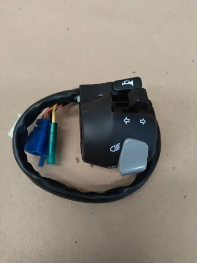 [5VLH397301] COMANDO DE LUCES YAMAHA YBR 125 ORIGINAL