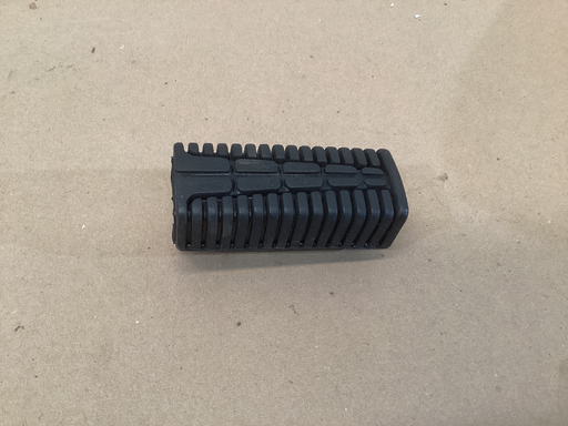 [4S9F741300] CUBIERTA DE APOYAPIE