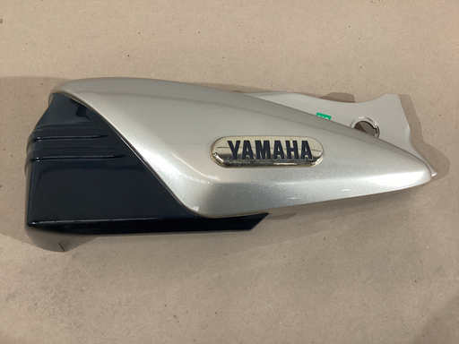 [5USF1710200X] CUBIERTA LATERAL COMPLETA 1