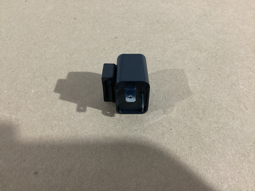 [5VLH335021] RELE DE DESTELLADOR COMPL.