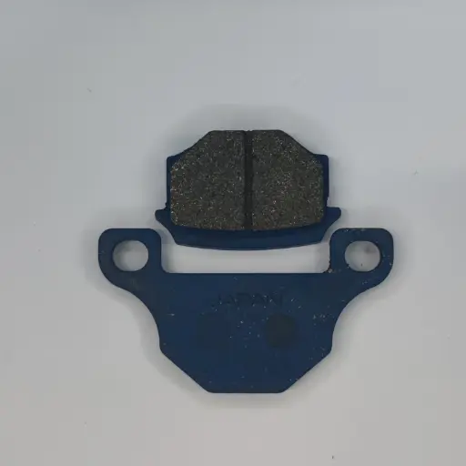 [429302] SET DE BALATAS DELANTERAS SU GN125H GS125 JAPAN