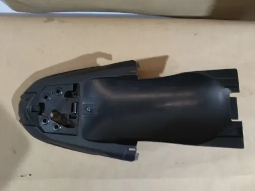 [2GSF161100] GUARDABARRO TRASERO