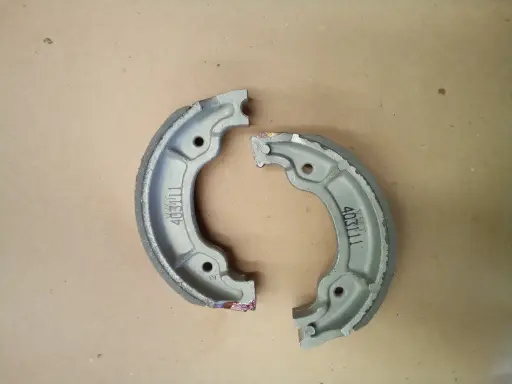 [4WXX253300] BALATA DE FRENO 